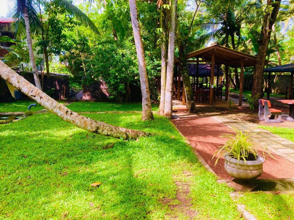 Manel Villa Bentota Exterior foto
